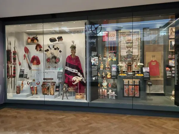 HORNIMAN MUSEUM AND GARDENS - WIELE ATRAKCJI W 1 MIEJSCU