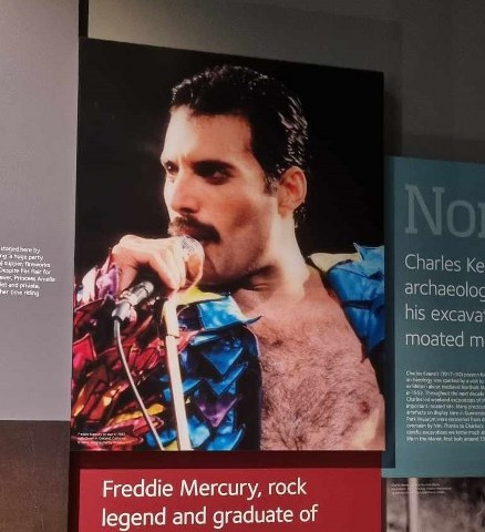 kilka miejsc w londynie związanych z Freddiem mercury