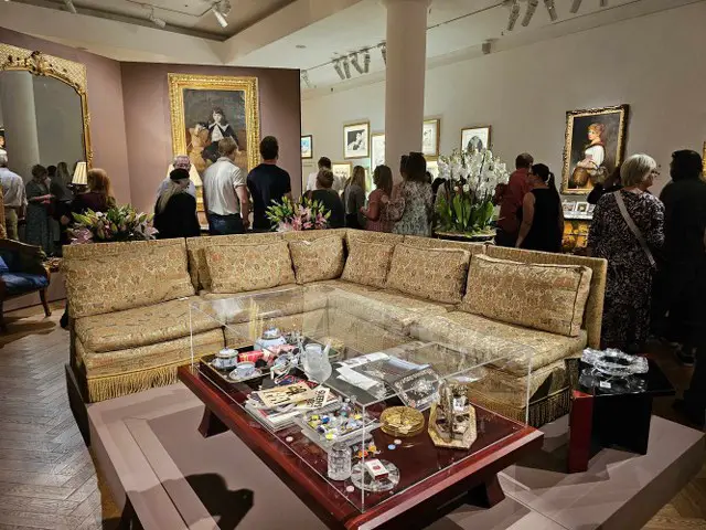 2 TYMCZASOWE WYSTAWY ZWIĄZANE Z ZESPOŁEM QUEEN